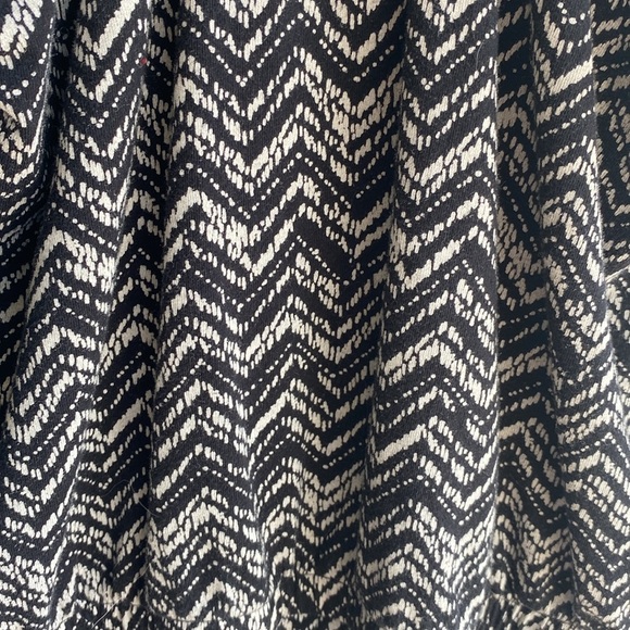 Old Navy Girls Romper - Picture 3 of 4